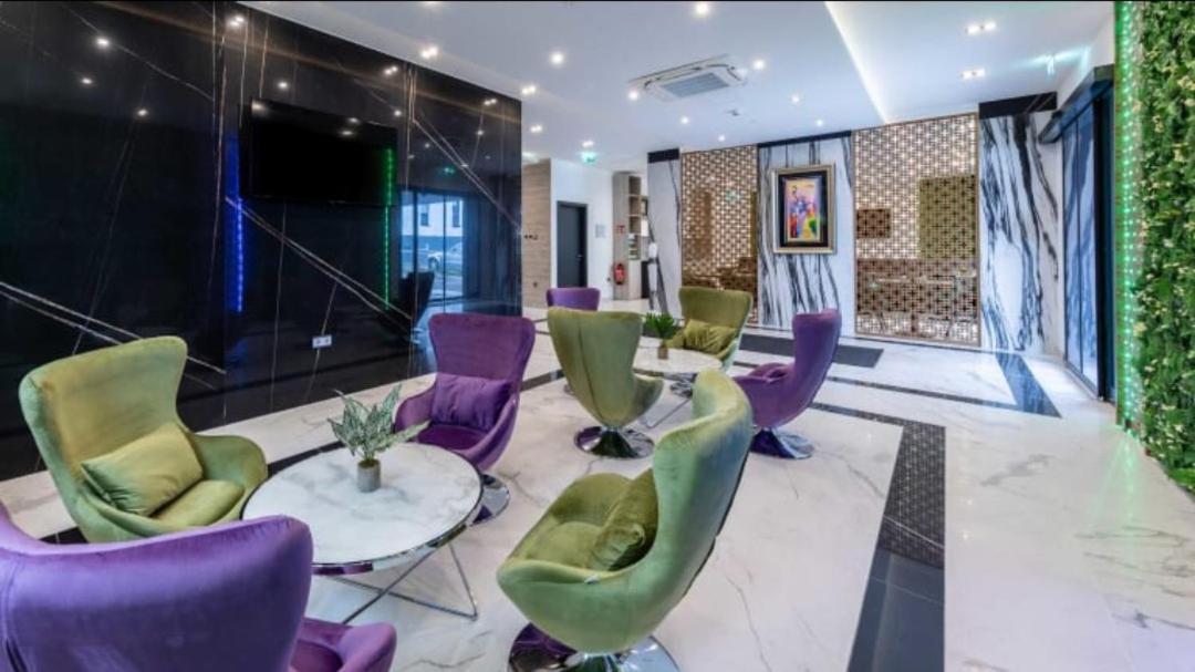 Hotel Business Bay Das Ehemalige Staycation Hotel Sindelfingen Exterior foto